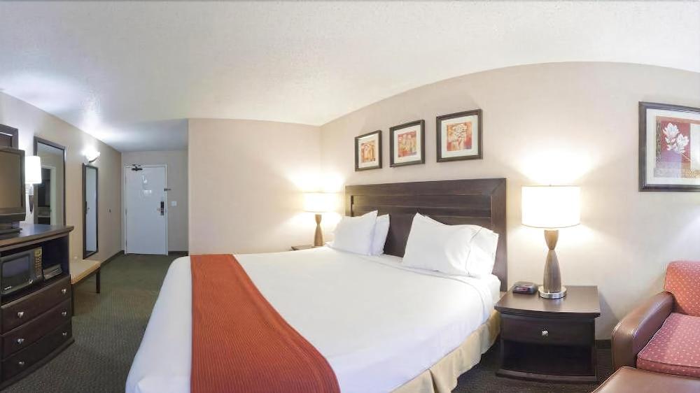 Clarion Pointe Medford Otel Dış mekan fotoğraf