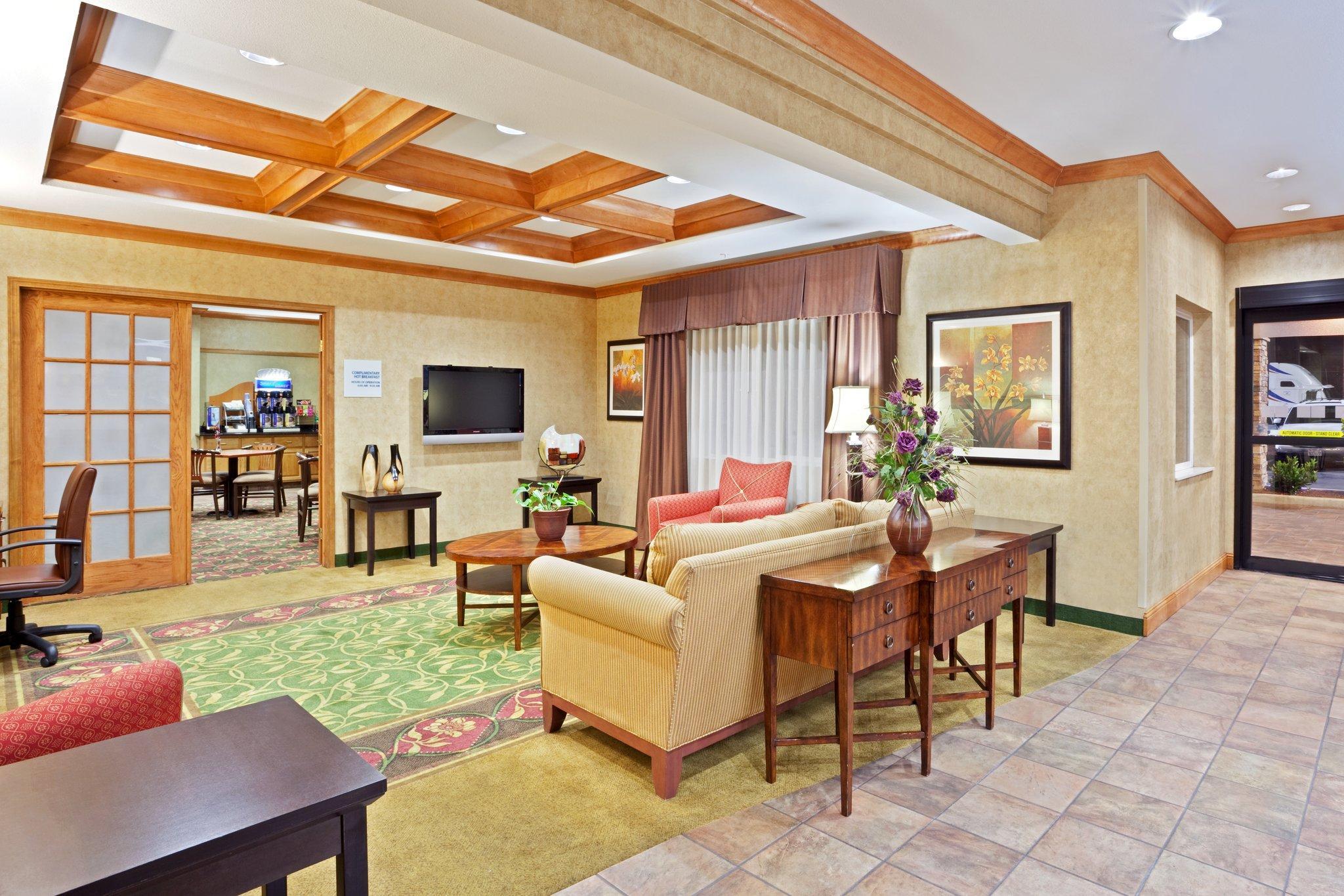 Clarion Pointe Medford Otel Dış mekan fotoğraf