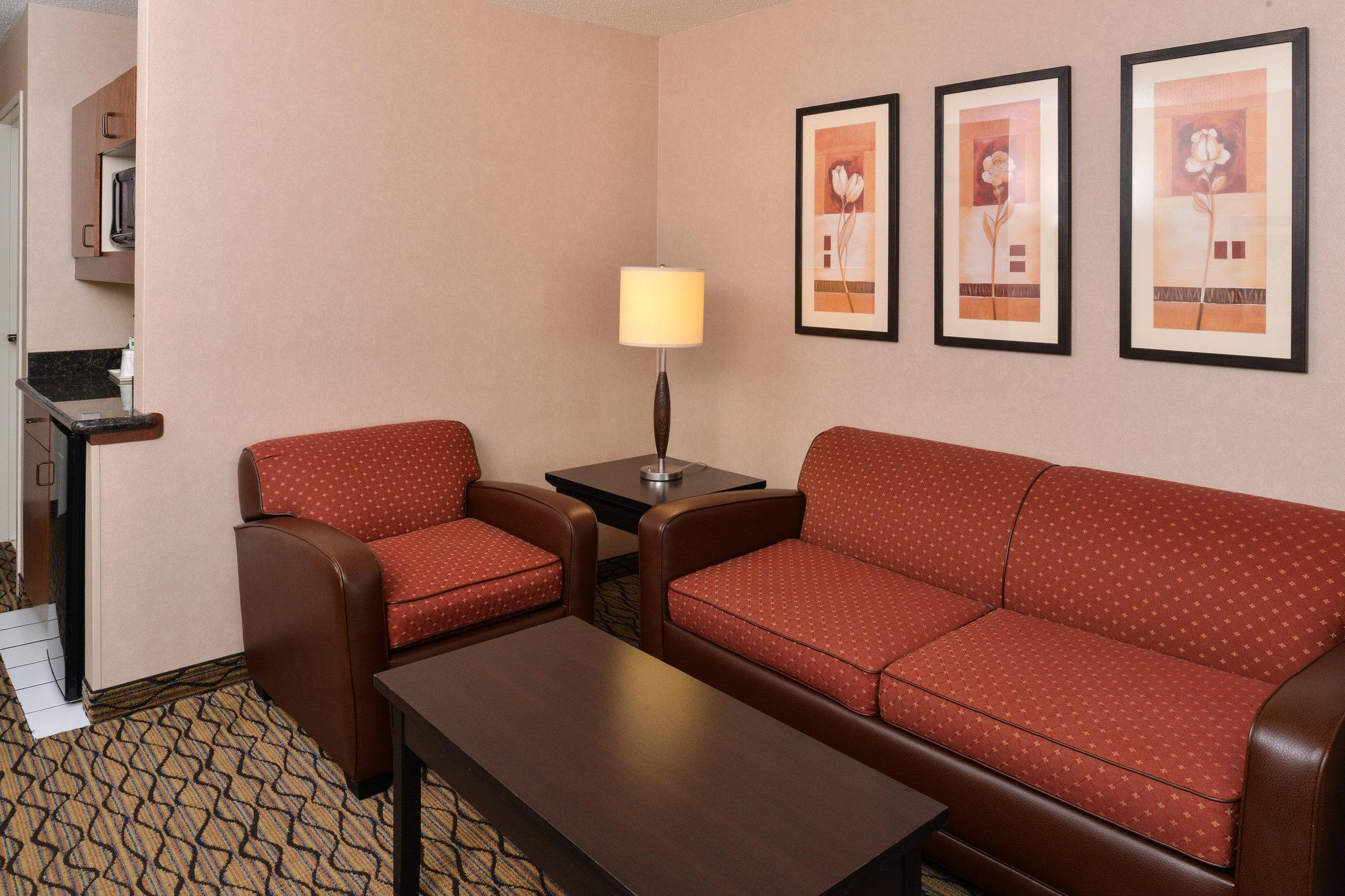 Clarion Pointe Medford Otel Dış mekan fotoğraf