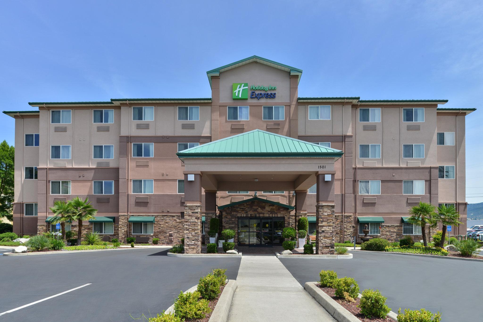 Clarion Pointe Medford Otel Dış mekan fotoğraf